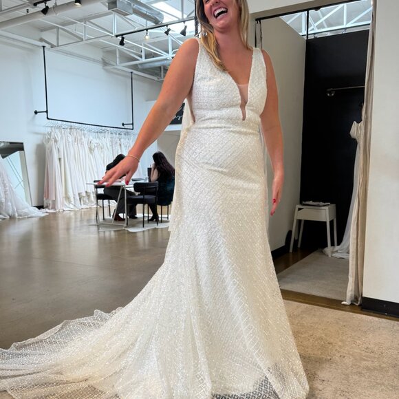 Rish, Pallas Gown - Picture 5 of 7